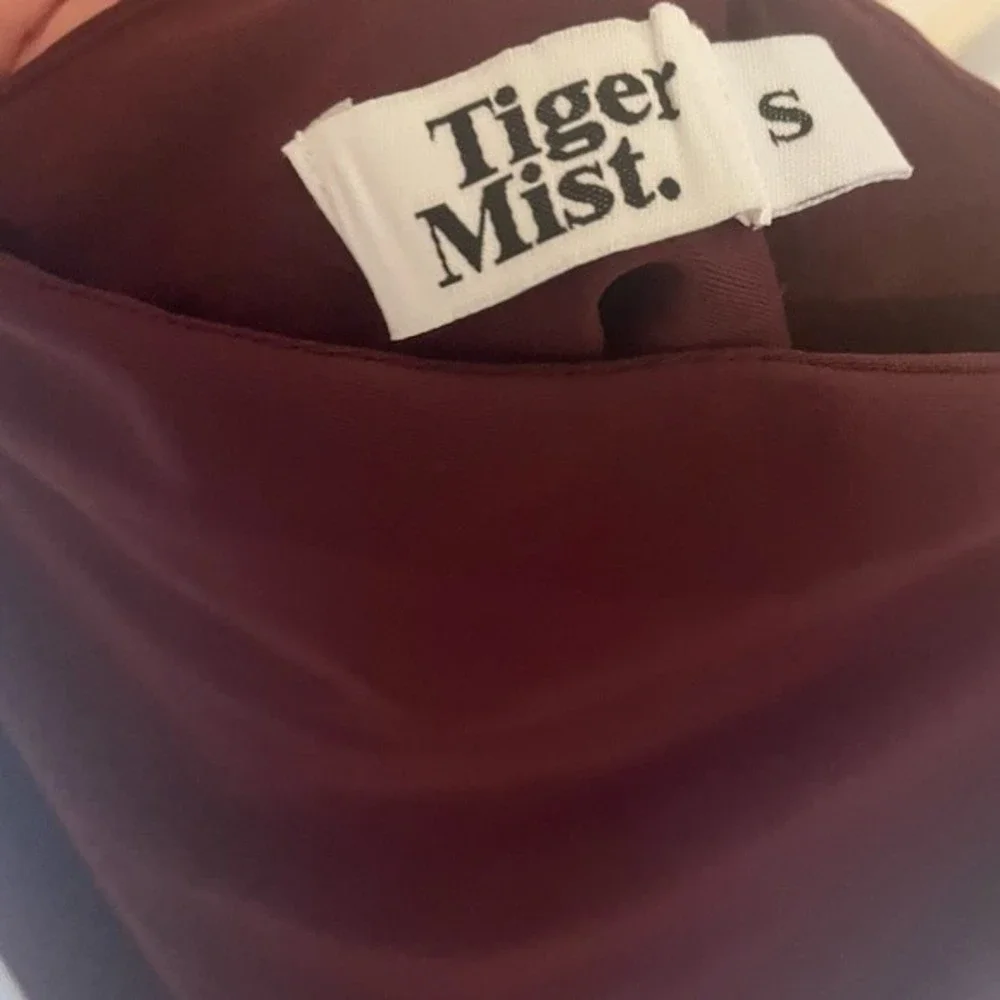 Tiger Mist Solange Open Back Bodycon Mini Dress Plum - Picture 6 of 6
